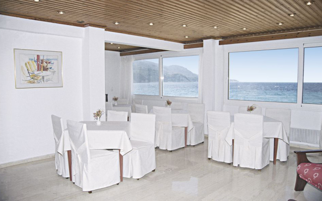Olympia Beach Hotel