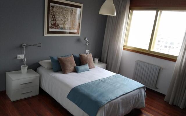 Apartamento Luminoso con Buena Ubicación