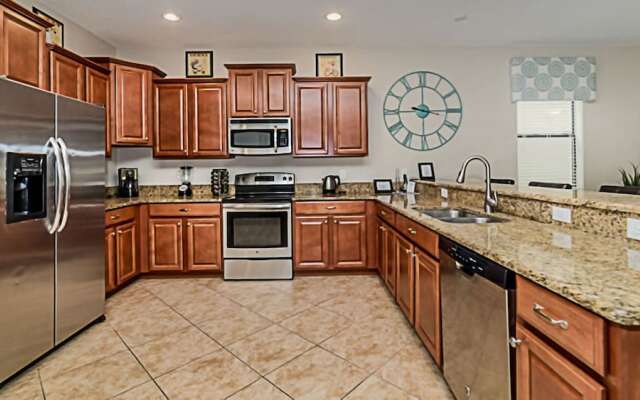 1410 Wexford Way champions gate