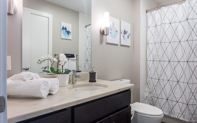 Downtown View Apartments with Parking