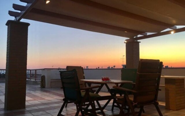 Elegant 5th Floor 2bdr