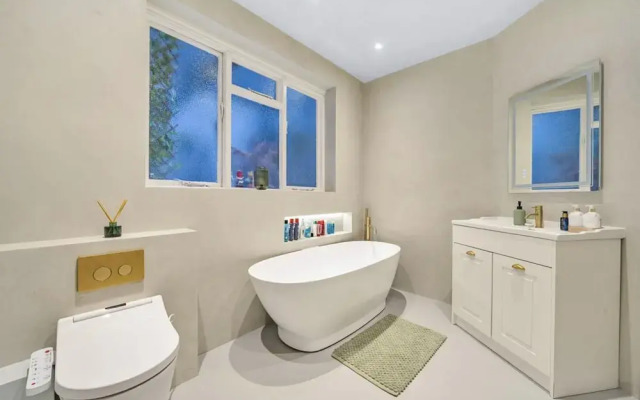 Luxury One-bedroom in Central London