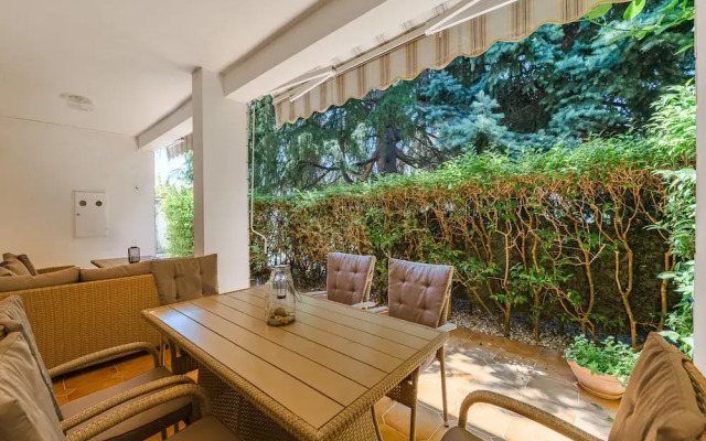 Villa Gigi With View