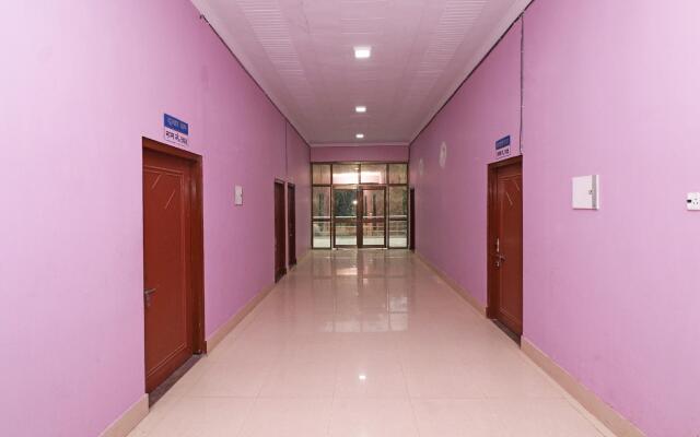 OYO 9451 Hotel Prem Ratna