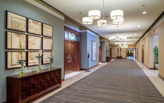 DoubleTree by Hilton Collinsville - St. Louis