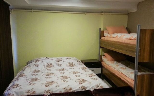 Bulvar Hostel