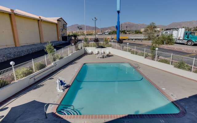Motel 6 El Paso, TX - West