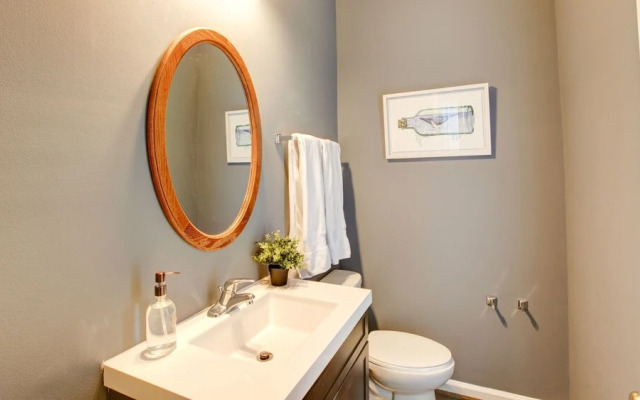 4 Bedroom, Parkside Terrace Lane