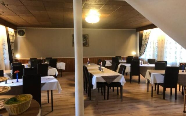 Landhaus Köln 2 Hotel