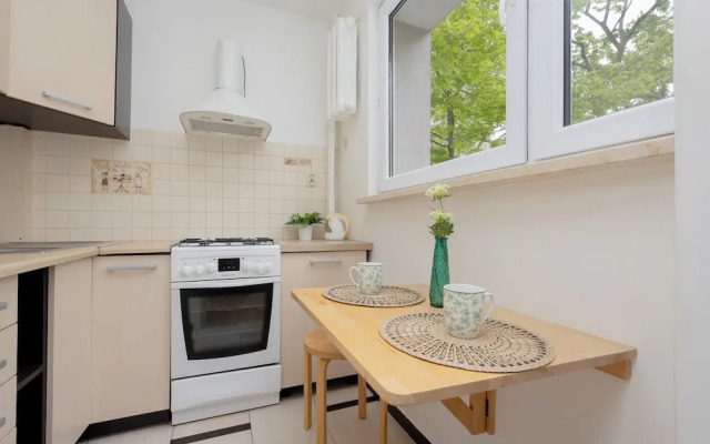 Wilanowska Studio Warsaw by Renters
