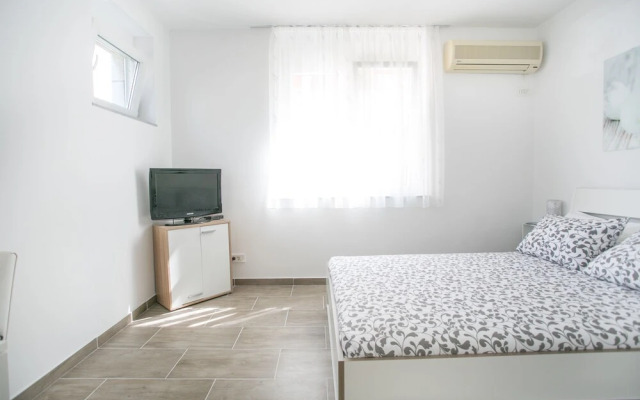 Modern Living in the Heart of Trogir