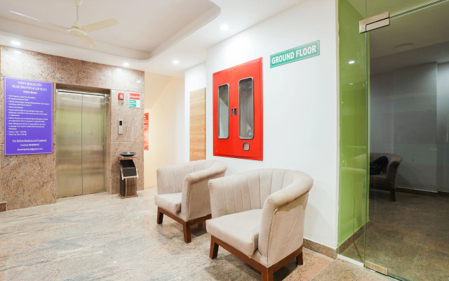 Super Townhouse ITPL Near Prestige Shanti Niketan