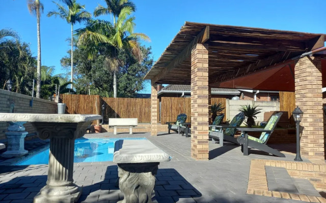 Hornbill Family Suites