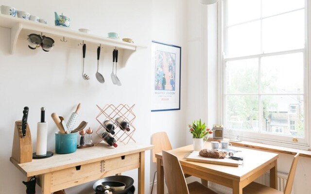 Beautiful 3BR Flat in SW London
