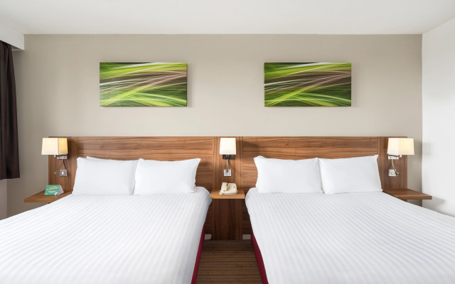 Holiday Inn Lincoln by IHG
