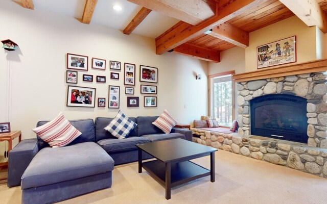 Val DIsere 9 Spacious and Walk to The Village, Washer Dryer, Gas Grill, Master Suites and More by RedAwning