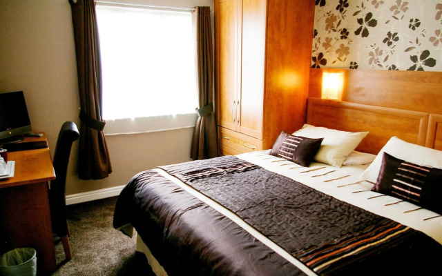 Trivelles Park Hotel