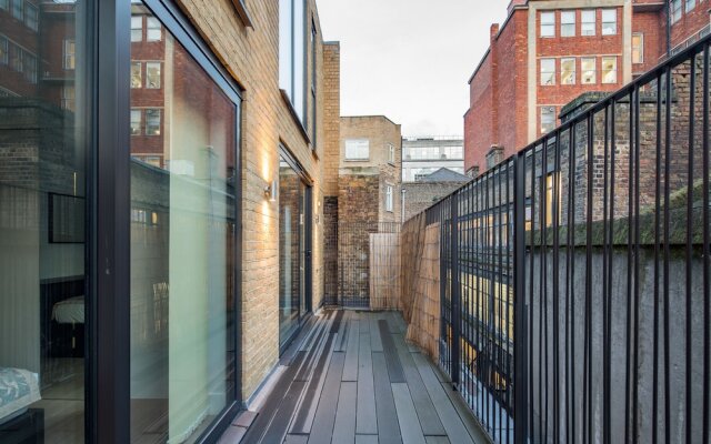 Hatton Wall by Servprop