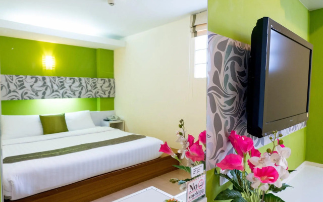 The Konnect Hotel