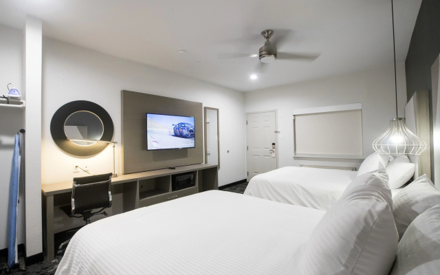 House Hotel