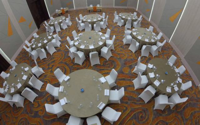 HARRIS Hotel & Conventions Ciumbuleuit Bandung