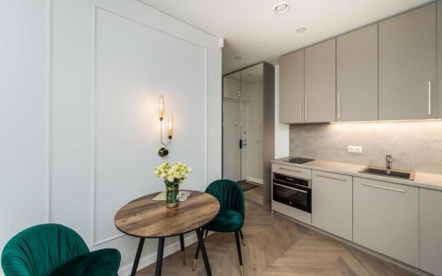 Comfortable Studio Apartment in Old Town by Hostlovers