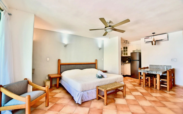 Seaside Condo by Solymar