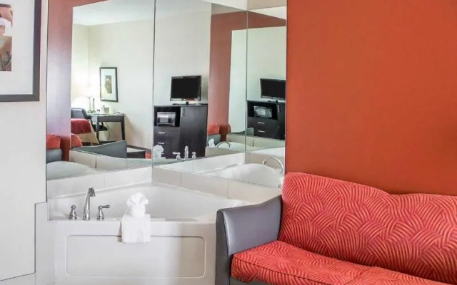 Comfort Inn & Suites Glenpool