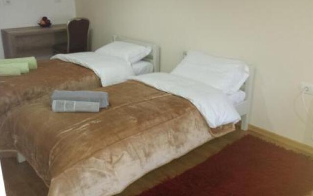 Hotel Roberto