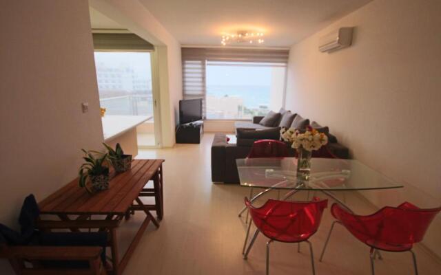 one bedroom apartment in Fig tree bay