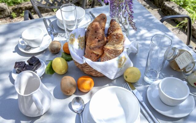 Hotel e Appartamenti al Prà de la Fam