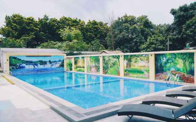 Minh Long Hotel