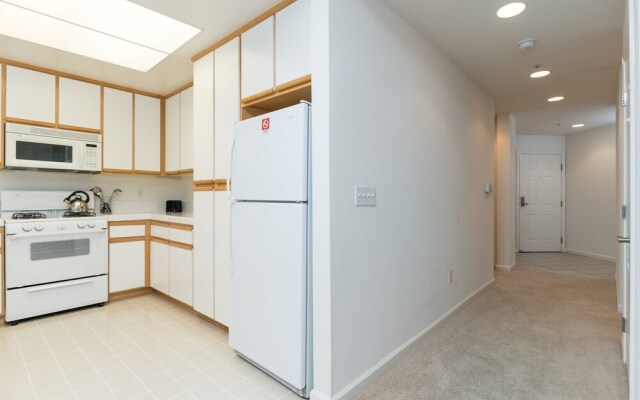The Oaks by Bluebird Suites