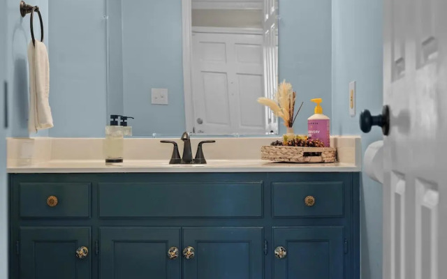 Southern Sunshine Retreat