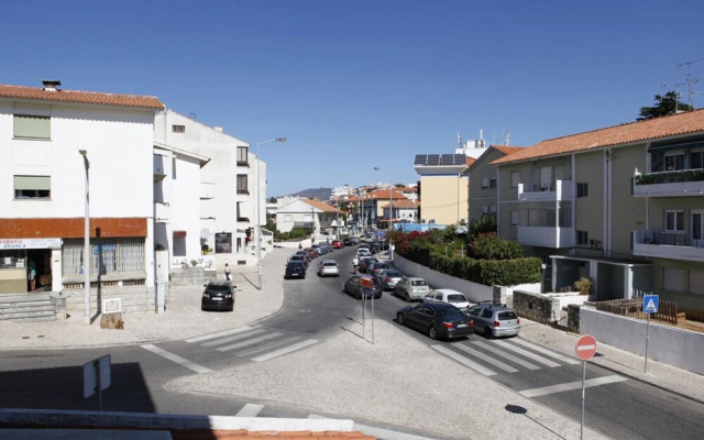 Charming apartment in peaceful Cascais