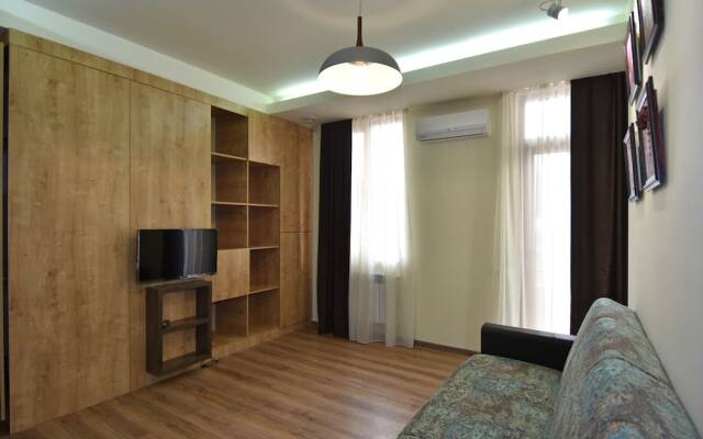 Gallery Apartment A