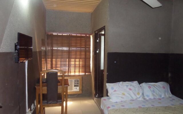 Peaceland Hotel Somulu