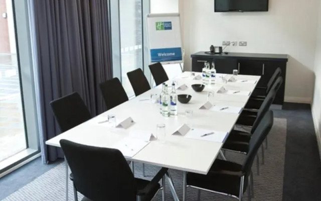 Holiday Inn Express Manchester City Centre Arena by IHG