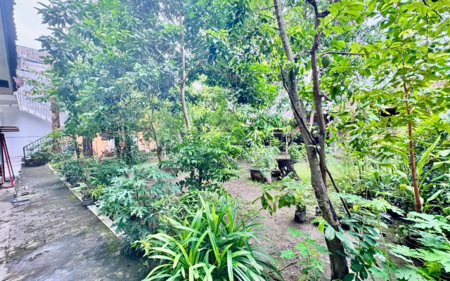 Santalum Hotel