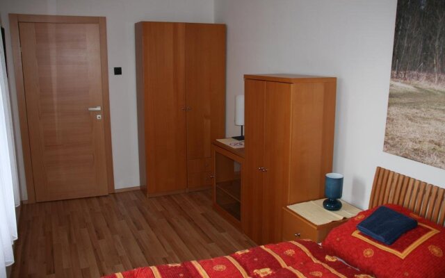 Holekova Praha-Klánovice