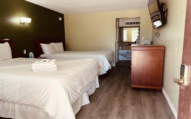 Premier Inn & Suites