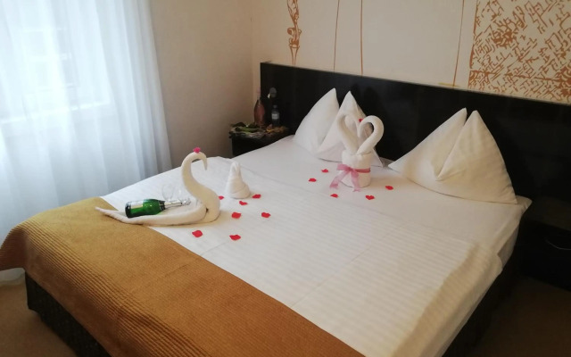 Alma Boutique Hotel