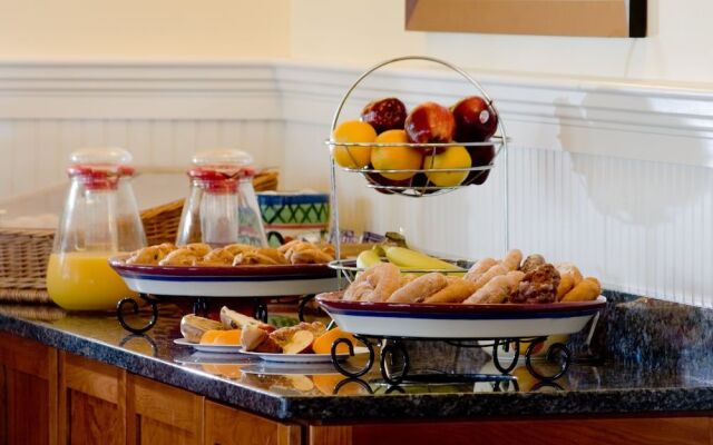 Juniper Hill Inn