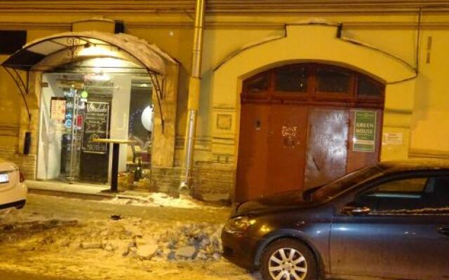 Hostel Green House On Dostoyevskaya