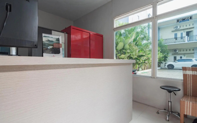 Reddoorz Plus Syariah @ Tuparev Cirebon 3