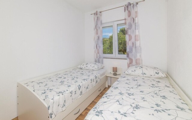 Nice Home in Sevid With Wifi and 2 Bedrooms