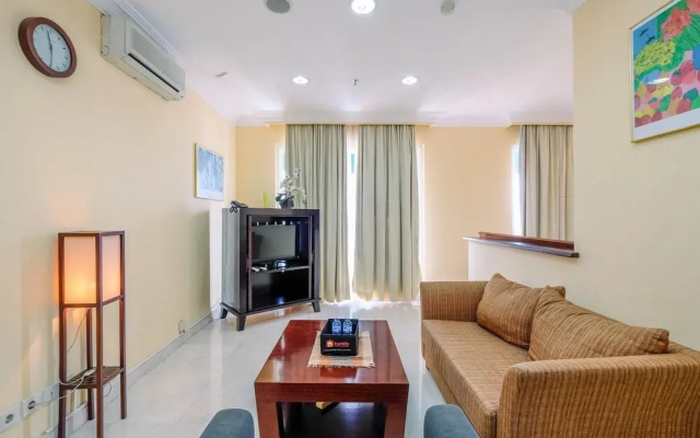Simply And Comfort Living Studio At Roosseno Plaza Apartment