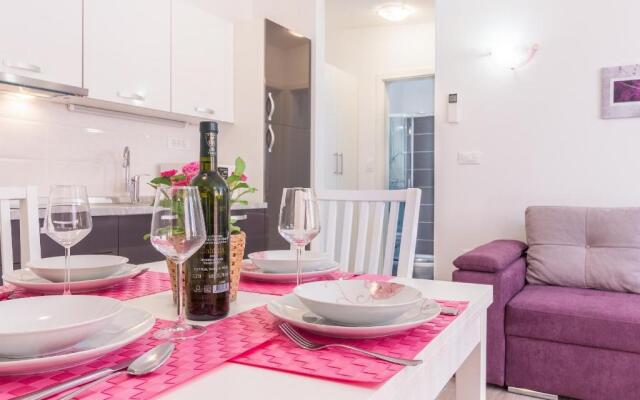 Apartments Ivica 1706