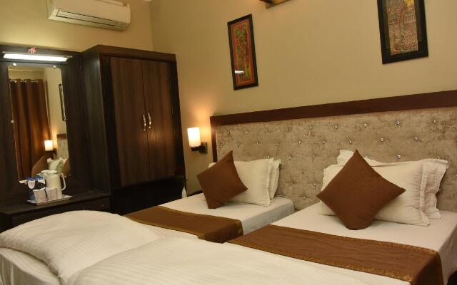 Hotel Vibhavharsh
