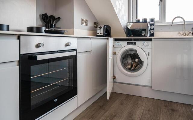 Lovely 2-bed double en-suite with Cathedral views